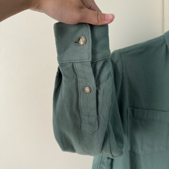 Madewell Drapey Moleskin Button-Down Shirt Size Small Pale Eucalyptus - Picture 6 of 11